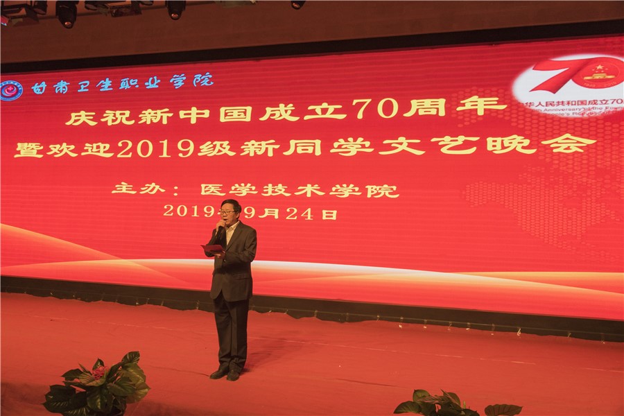 1569461508471051396.jpg 01.jpg