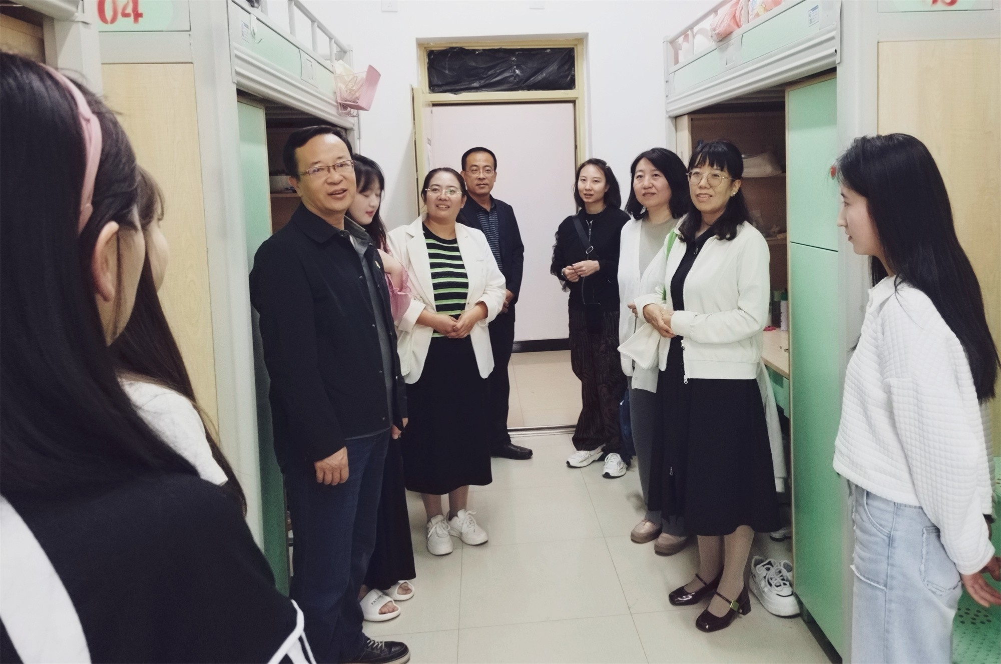 1727343875915068373.jpg 2c8e40e9fe41f0ce9b72e83416723a95.jpg